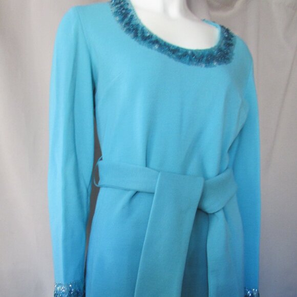 Amazing Turquoise Knit Tunic & Shorts Sequin Trim 1970 Era - Picture 3 of 14